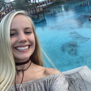 Meet your Posher, Kristin